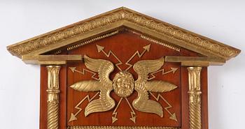 Spegel, av Johan Martin Berg  (spegelfabrikör i Göteborg 1803-37), Empire.