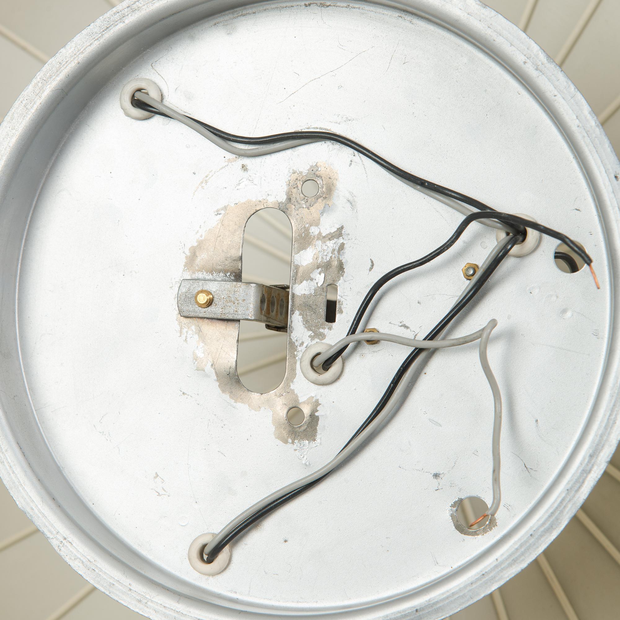 kattovalaisin / plafondi, malli K5 - 25/PL, Idman 1900-luvun puoliväli.