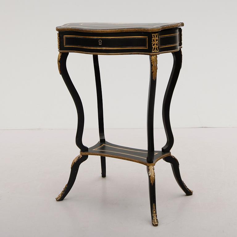DAMARBETSBORD, 1800-talets mitt.