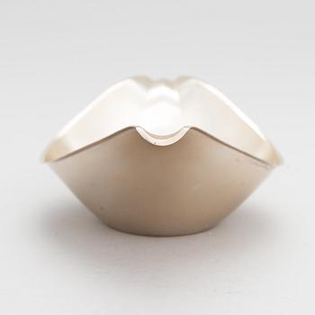 Anna-Greta Eker, A mahogany and silver sugar bowl and cream jug and a silver bowl, Auran Kultaseppä, Turku 1963-67.