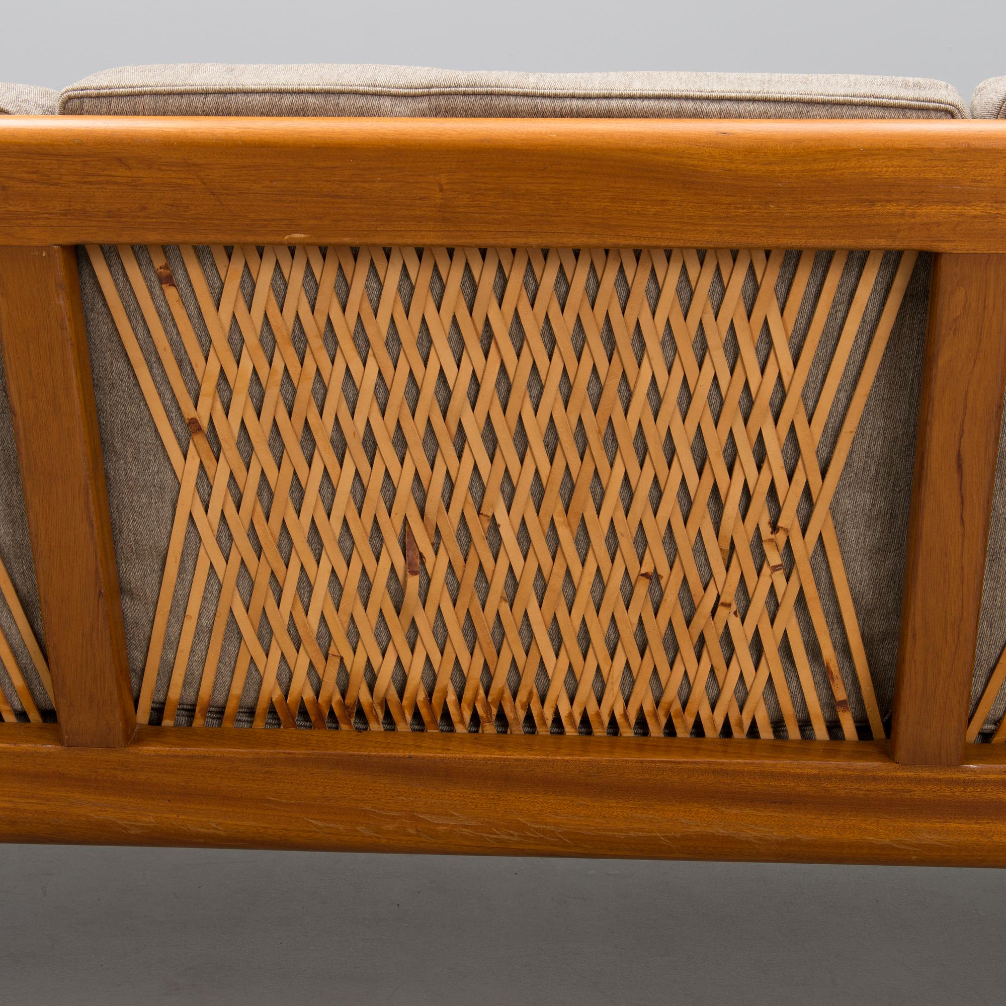 A late 1950s "Studio sofa" for HMN Huonekalu Mikko Nupponen, Lahti, Finland.