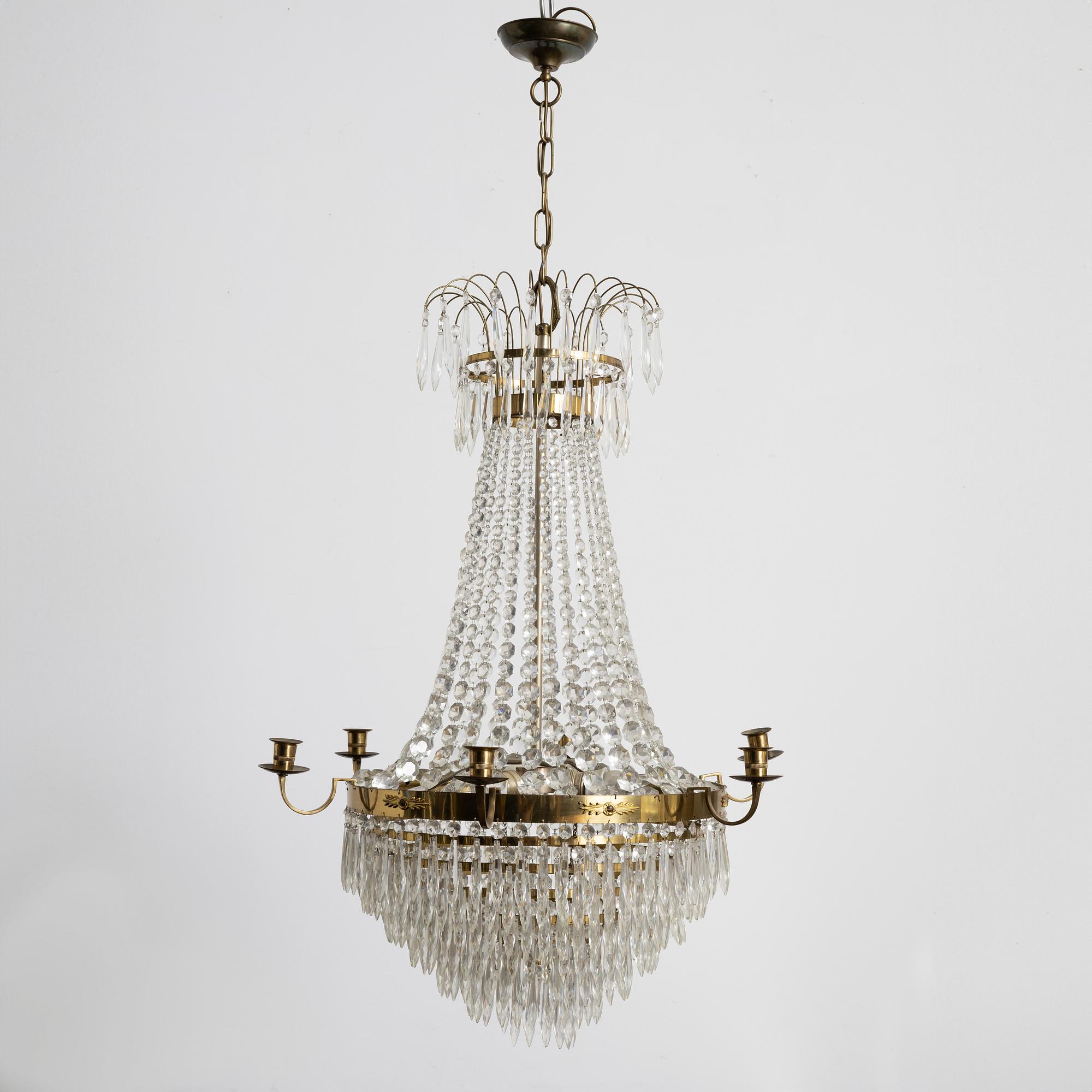 Ljuskrona, gustaviansk stil, 1900-tal.