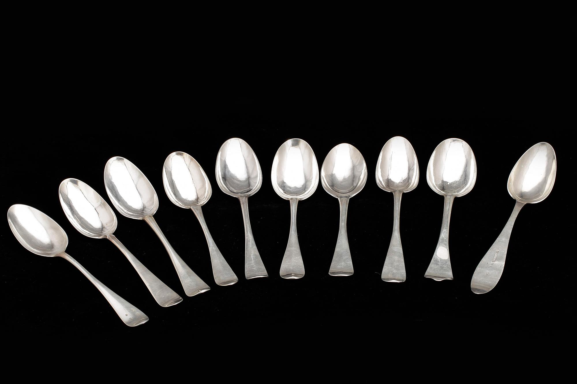 SKEDAR, 10 st, silver, 1700-tal. Bl a Jöns Holmberg 1750-1775 Ängelholm. Tot vikt ca 462g.