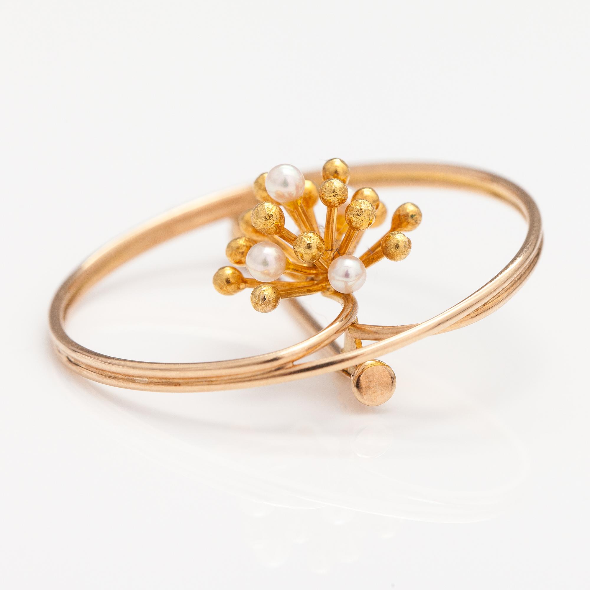 Brosch, 14K guld, pärlor. Westerback, Helsingfors 1969.