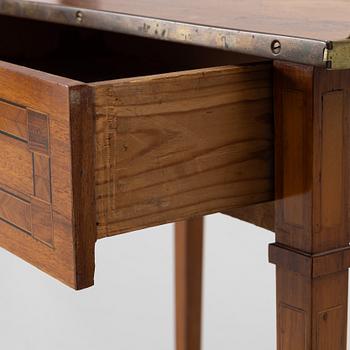 Side table, Gustavian provincial work, late 18th century.