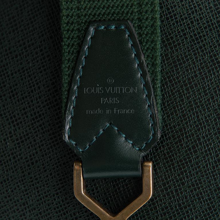 Louis Vuitton, A 'Taiga Kendall GM' Bag.