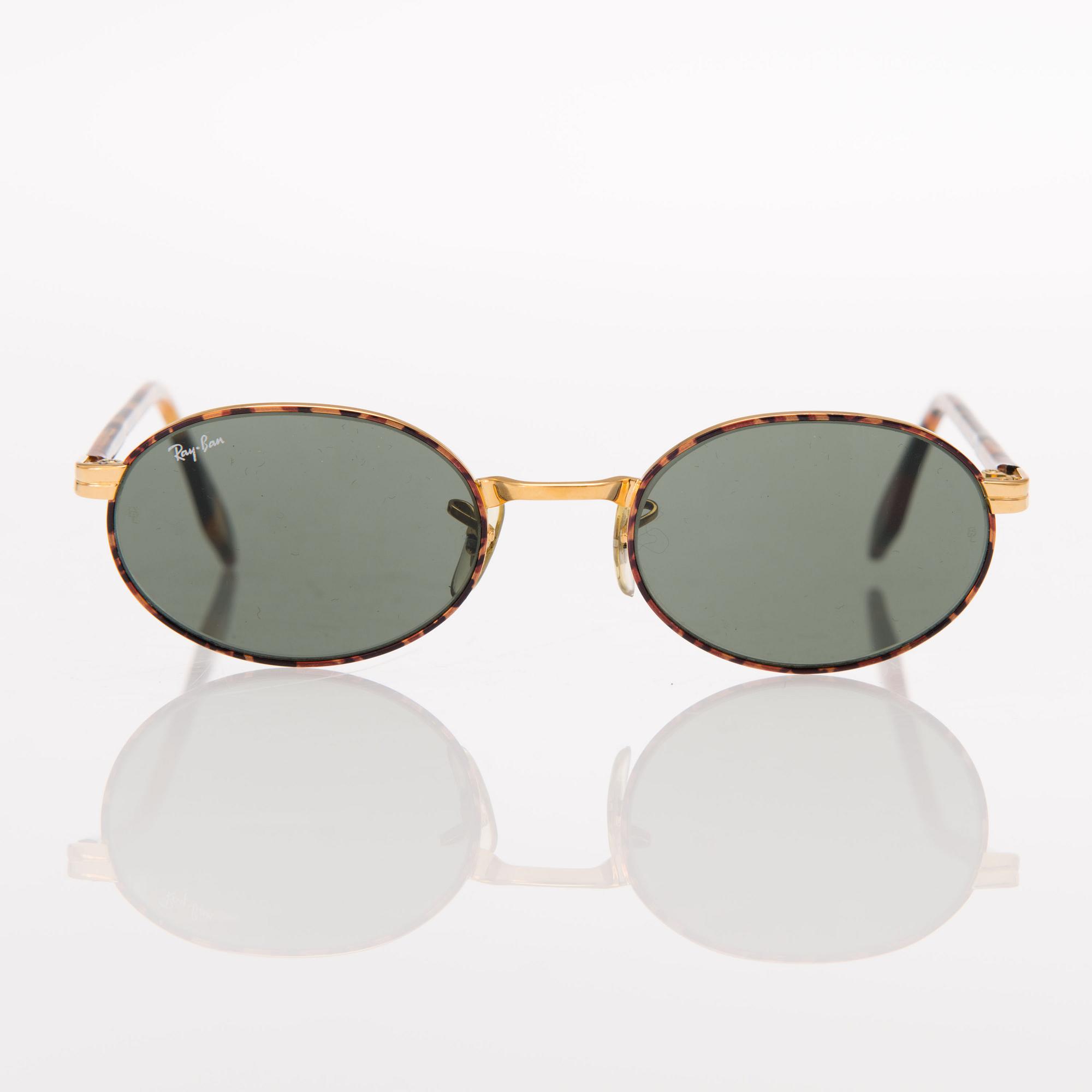 RayBan "W 2188" sunglasses.