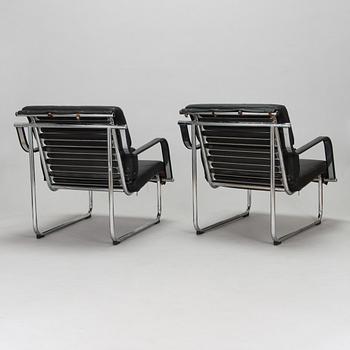 Yrjö Kukkapuro, a late 20th century pair of 'Remmi' armchairs for Avarte.