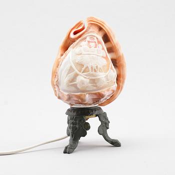 BORDSLAMPA, camé, 1900-talets första hälft.