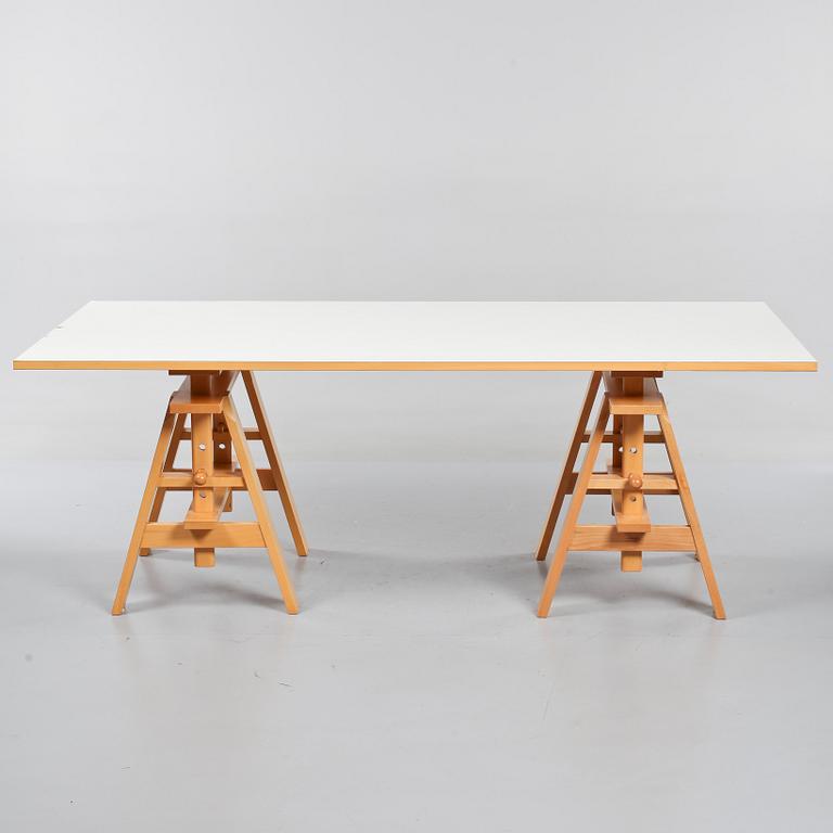 ARBETSBORD, "Leonardo", Achille & Pier Giacomo Castiglione för Zanotta, Italien, formgivet 1969.