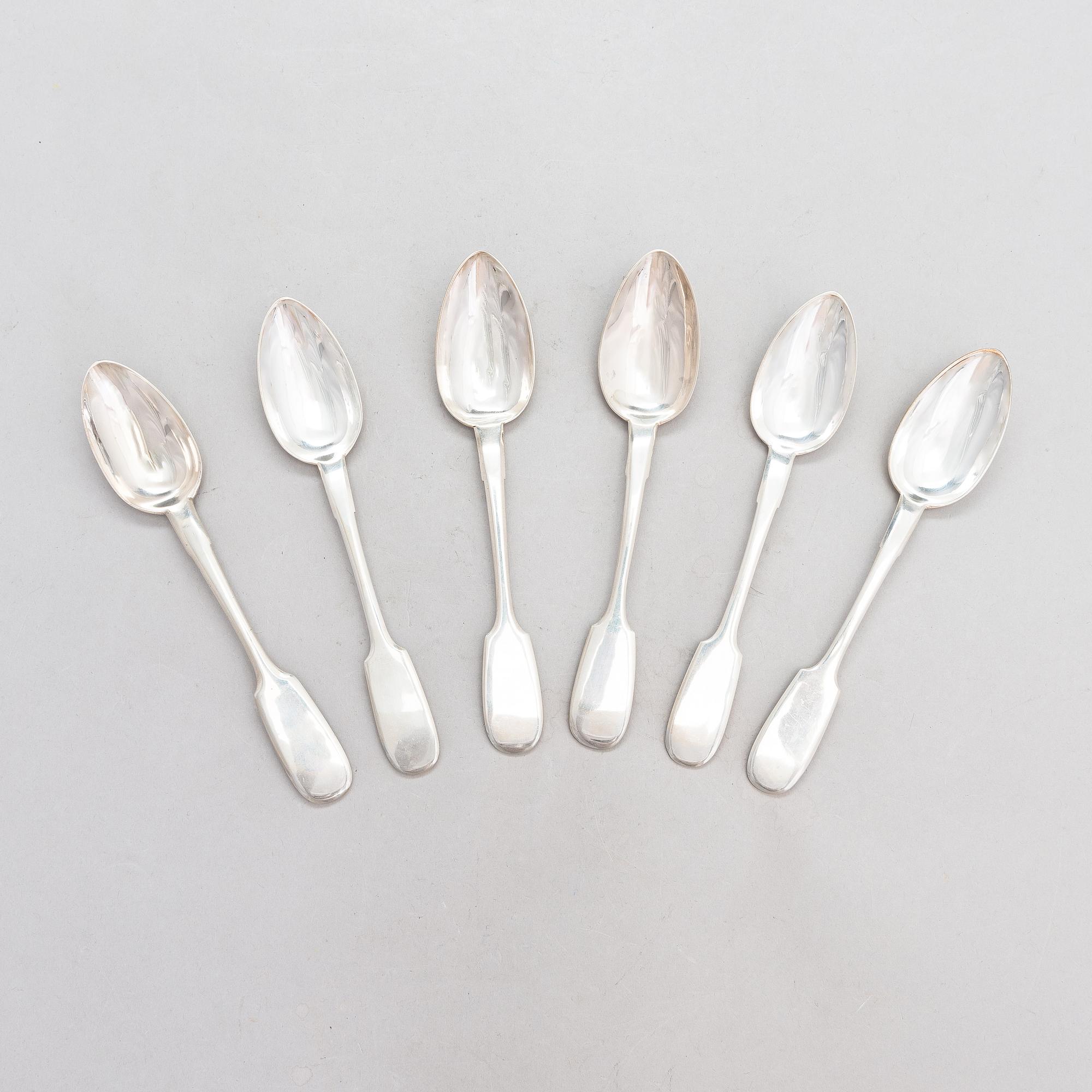 Dessertskedar, 6 st, silver, bl.a. Morosov, Ryssland kring sekelskiftet 1900.
