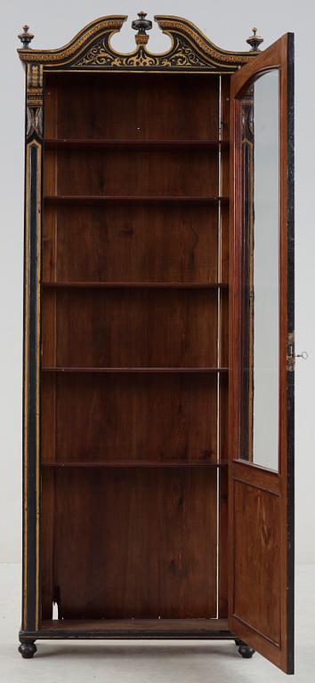 VITRINSKÅP, nyrenässans, tidigt 1900-tal.