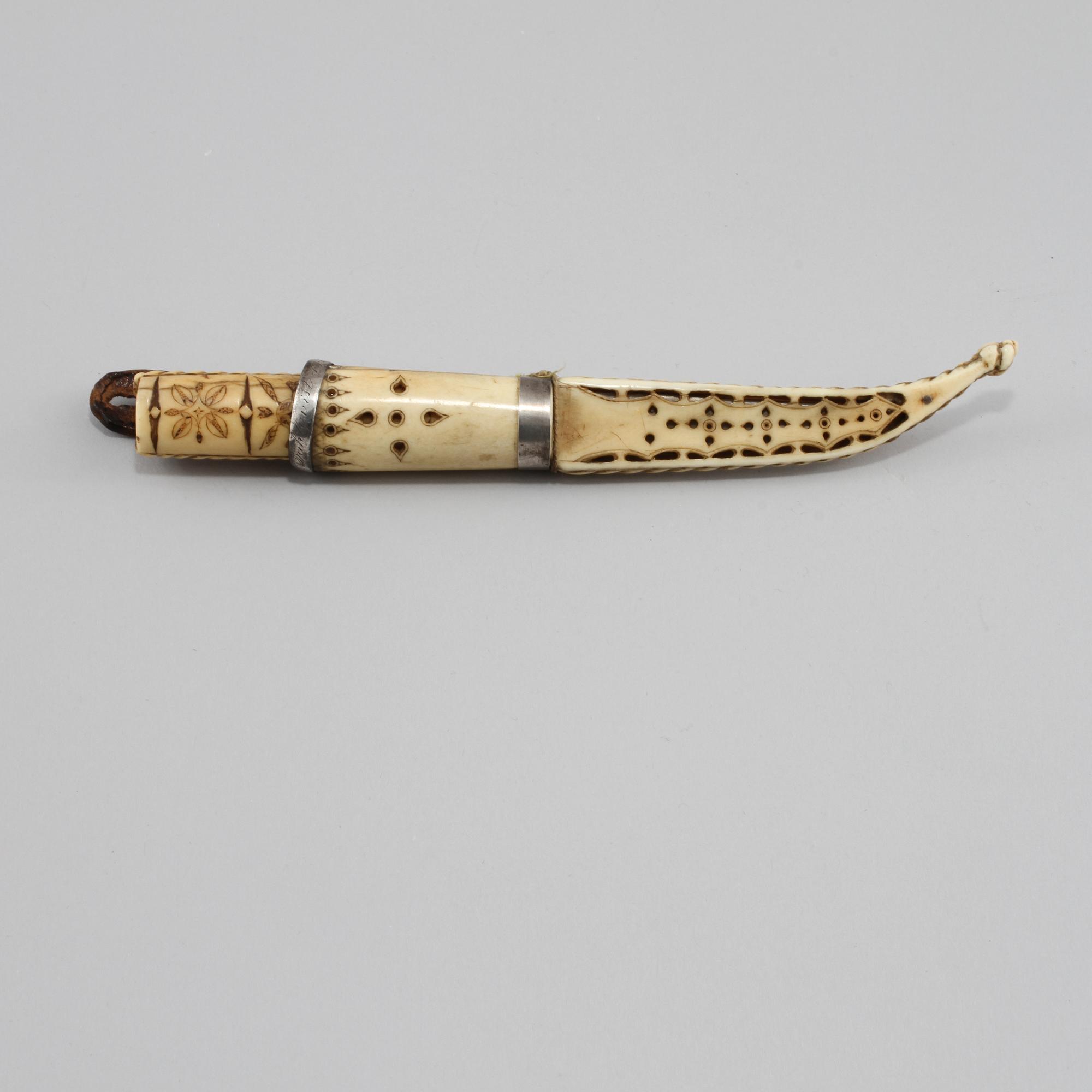 SAMEKNIV, ben, signerad W Dahlkvist, 1900-talets första kvartal.