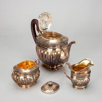 KAFFESERVIS, 3 delar, silver, biedermeierstil, Kultakeskus Oy, Tavastehus, 1978-79. Totalvikt 1572g.