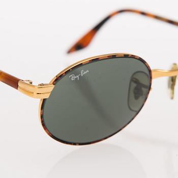 RayBan "W 2188" sunglasses.