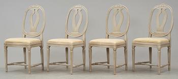 MATSALSGRUPP, fyra stolar samt bord. Gustaviansk stil 1900-tal.
