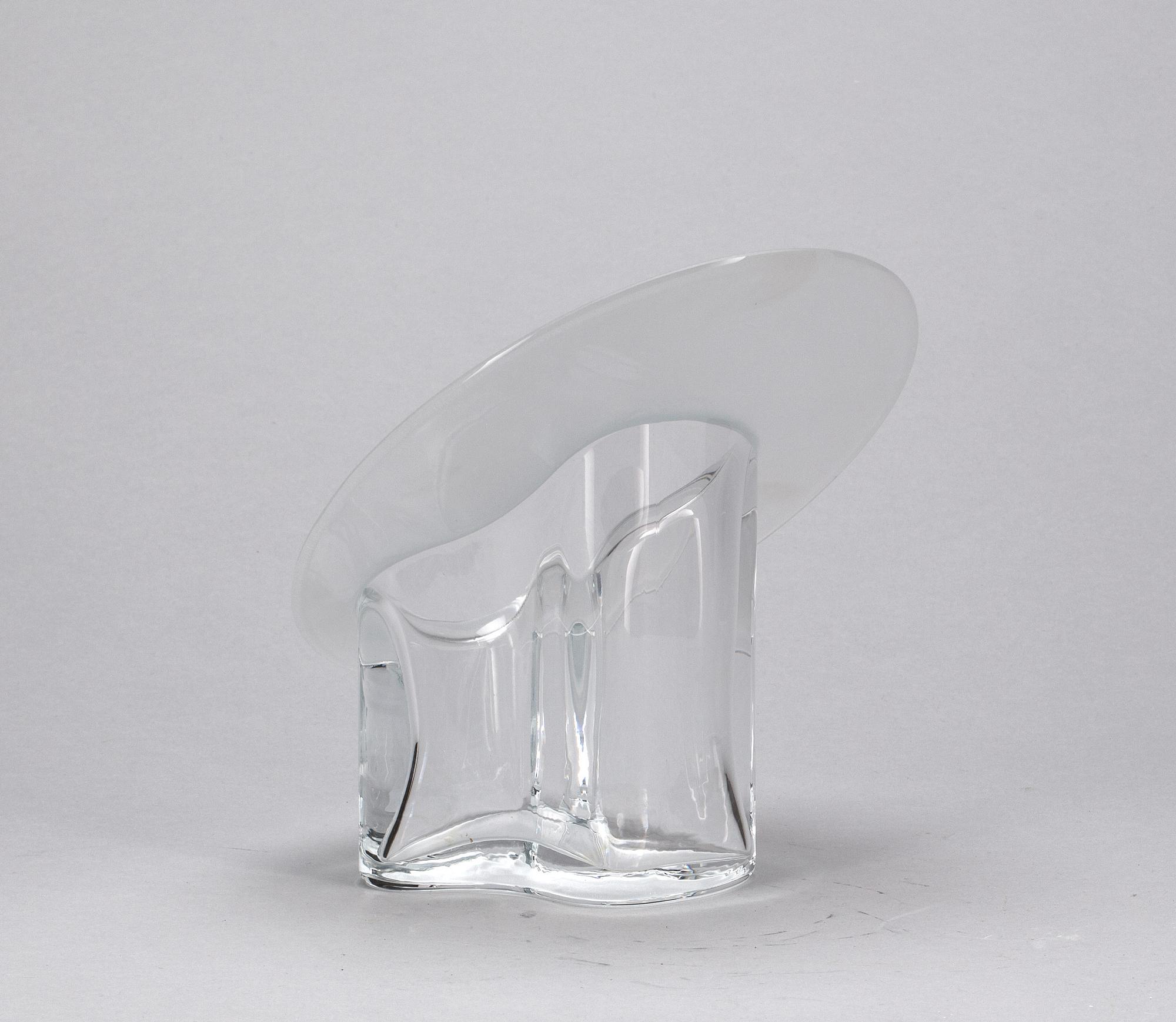 VAS, glas, "Marcel", signerad Timo Sarpaneva, Iittala, 1992.