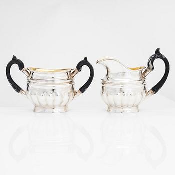 Sugar bowl and cream jug, and four pieces of silver cutlery, Vyborg, Turku, Hämeenlinna and Helsinki 1926-60.