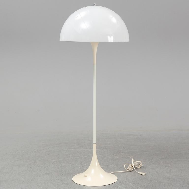 VERNER PANTON, golvlampa, "Pantella", Louis Poulsen, Danmark.