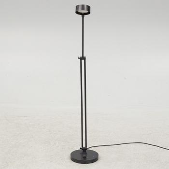 Michael & Lucy Vaughan, a contemporary 'Faringdon' floor lamp.