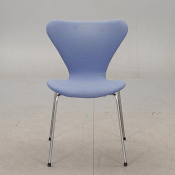 STOL, "Sjuan", Arne Jacobsen för Fritz Hansen, Danmark. 1971.
