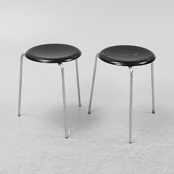 Arne Jacobsen, pallar, ett par, "Dot", Fritz Hansen, Danmark, 1960/70-tal.