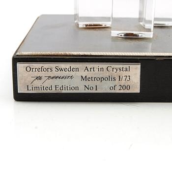 Jan Johansson, skulptur "Metropolis 1" signerad och numrerad 1/200, Orrefors 1973.