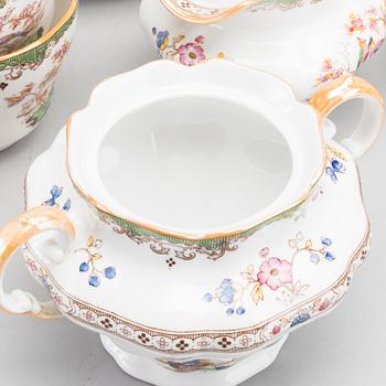 An english mid 20th century coffee and tea bone china "Eden", Spode service set. 52 parts.