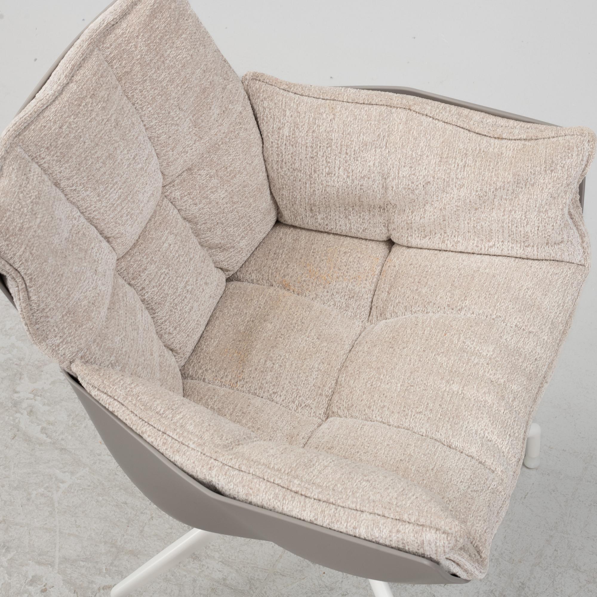 Patricia Urquiola, chair, "Husk", B&B Italia.