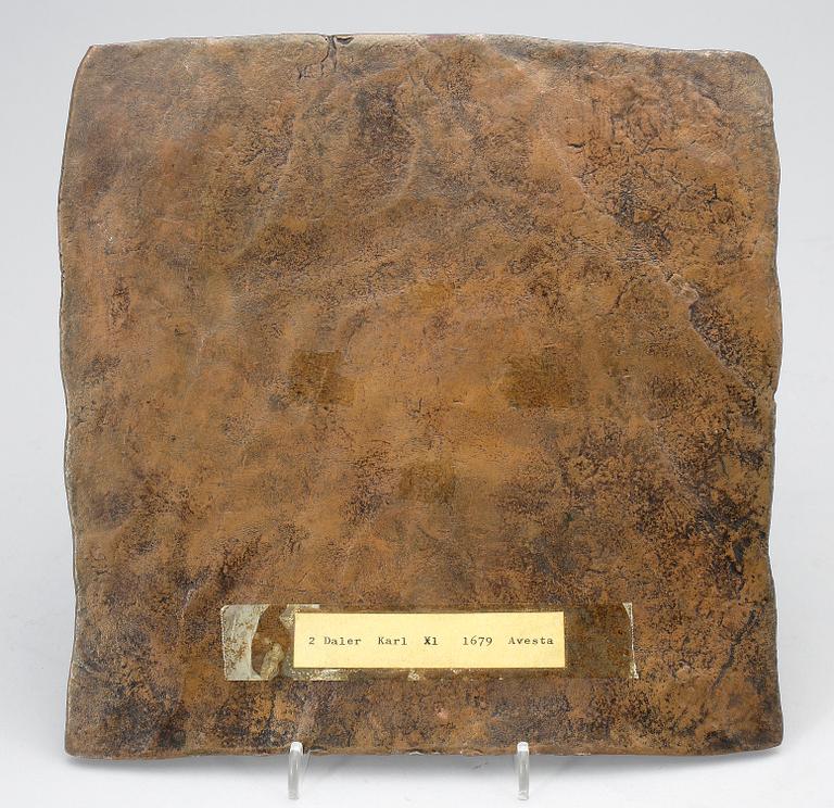 PLÅTMYNT, koppar, 2 daler silvermynt, Karl XI, Sverige 1679.