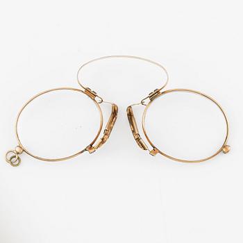 Glasses, 14K gold.