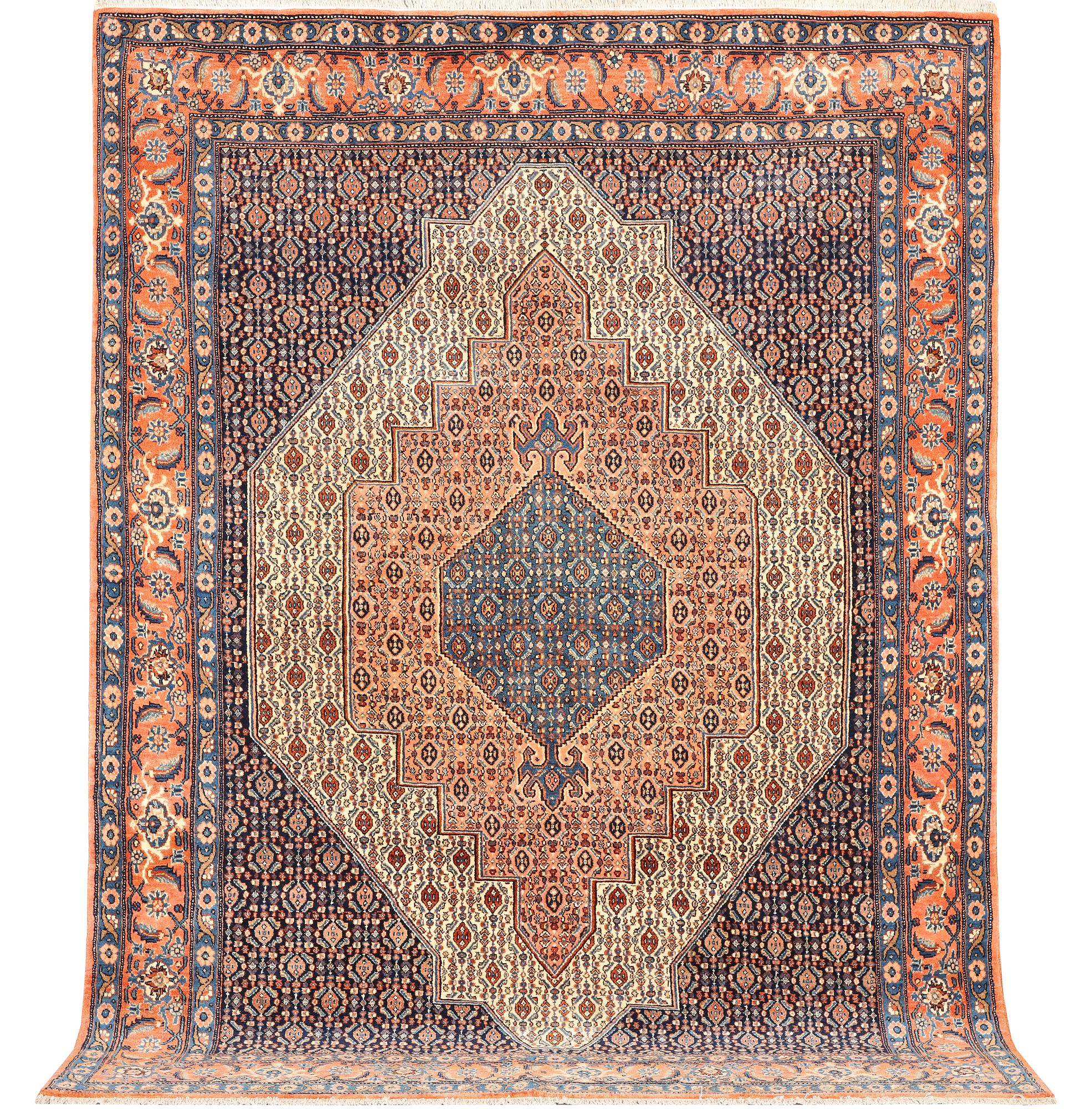 Matta, Antik Senneh, ca 221 x 170 cm.