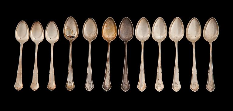 SKEDAR, 12 st, silver, "Chippendale", diverse stämplar.