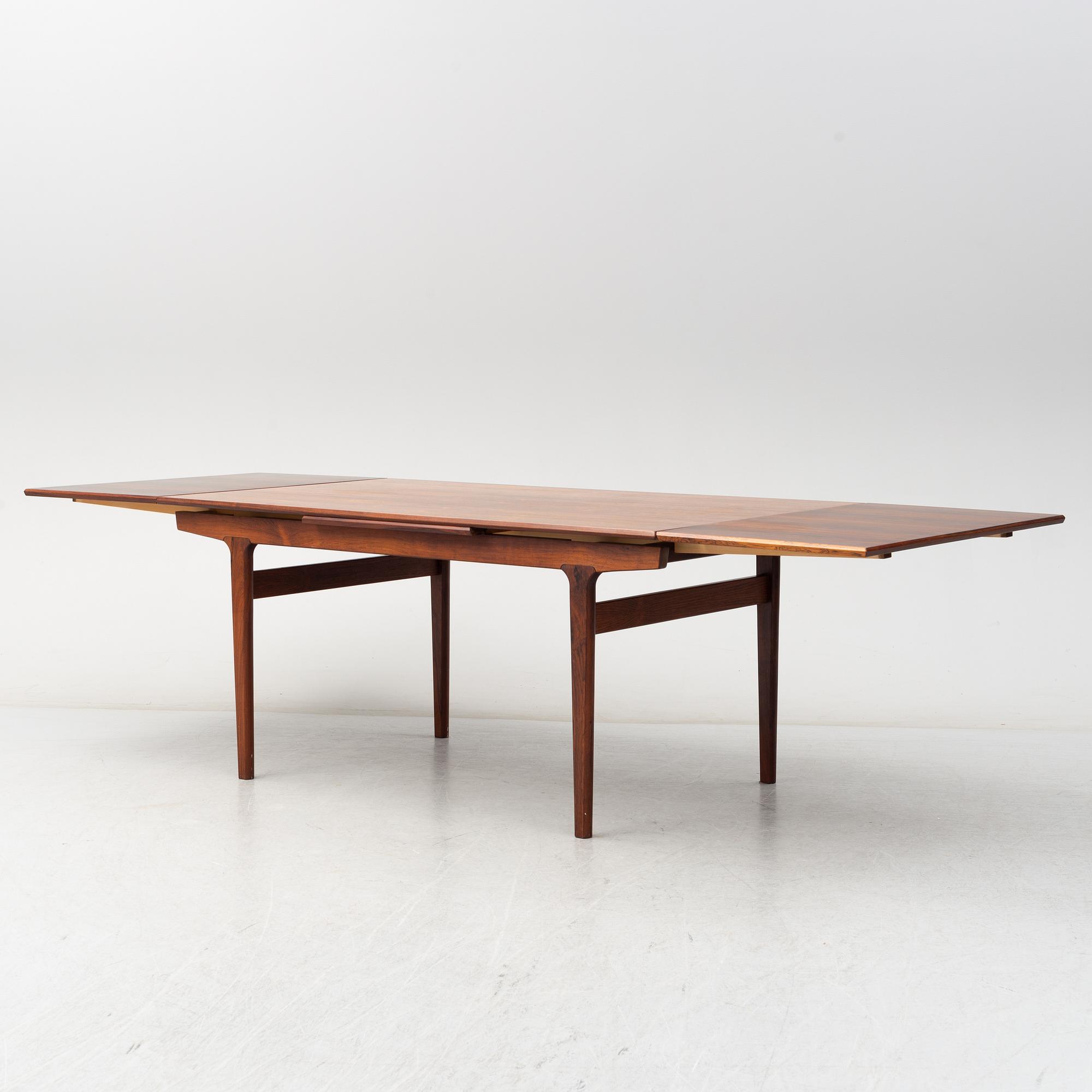 A second half of the 20th Century five piece dining suite, Vejle Stole & Möbelfabrik, Denmark.