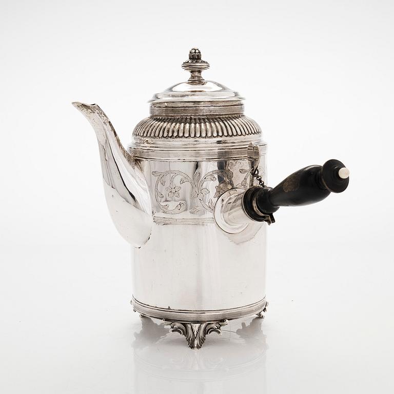 A Gustavian silver coffee pot, maker's mark of J. Henrik Frodell, Stockholm 1797.
