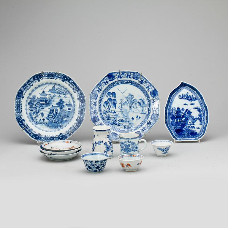 PARTI PORSLIN, 9 delar, bland annat Kina, Qianlong (1736-1795).