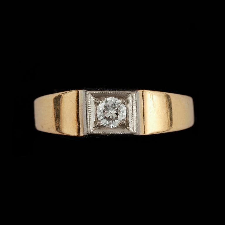 RING, 18k guld med briljantslipad diamant ca0,20ct. Vikt 5g.