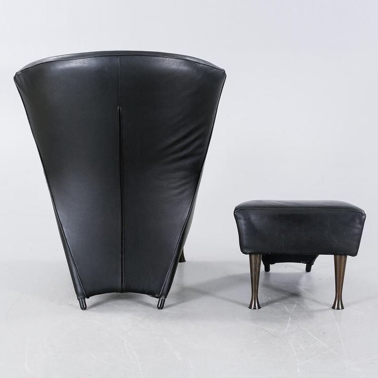 A lounge chair with foot stool by Gijs Papavoine for Montis, model "Castor", late 20th century.