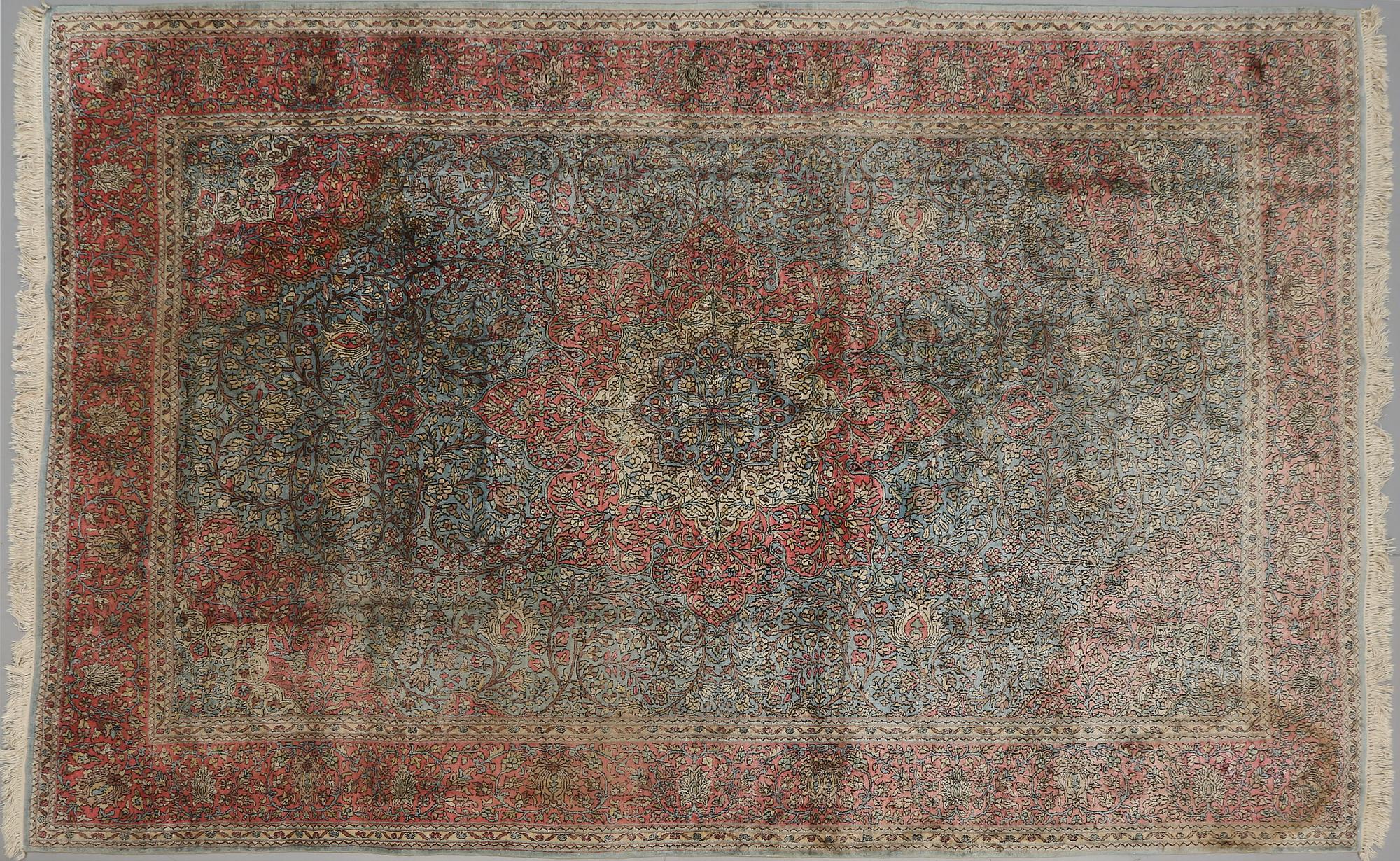 MATTA, Kashmir, old, 324 x 220 cm.