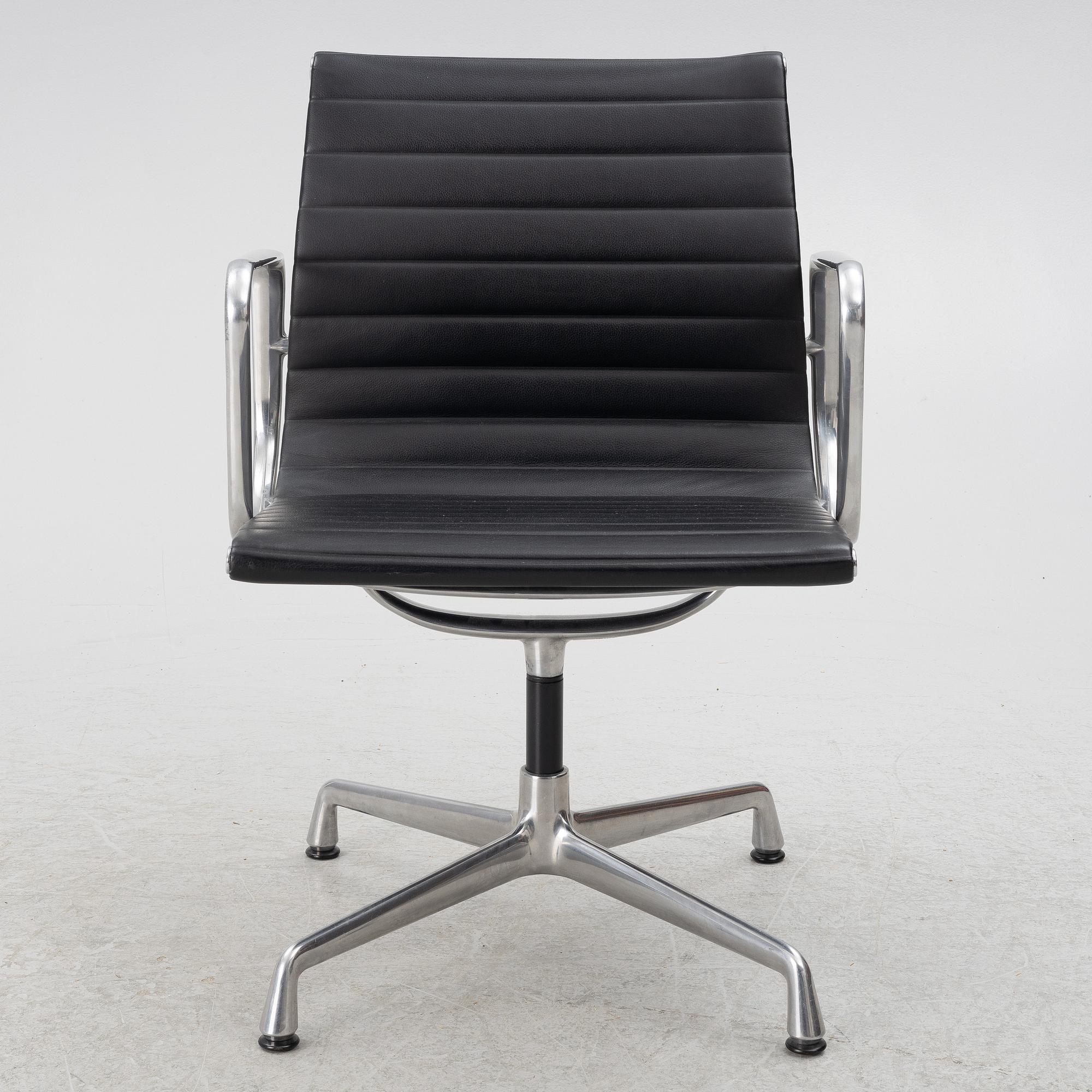 Charles & Ray Eames, armchair, EA 108, Vitra, 2008.