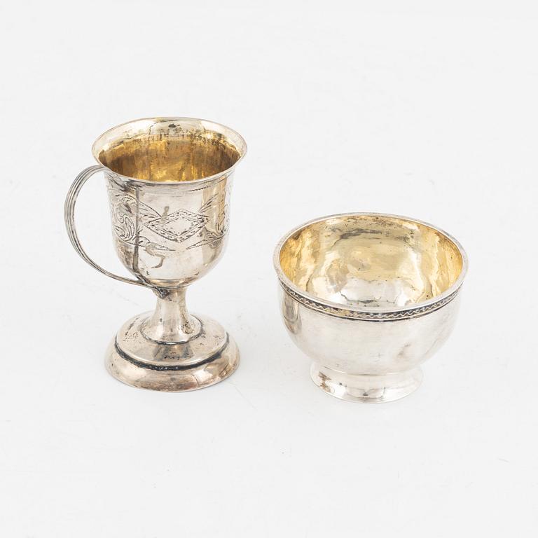 Slev, tumlare, samt vodkakopp, silver, bla av Arvid Floberg, 17/1800-tal.