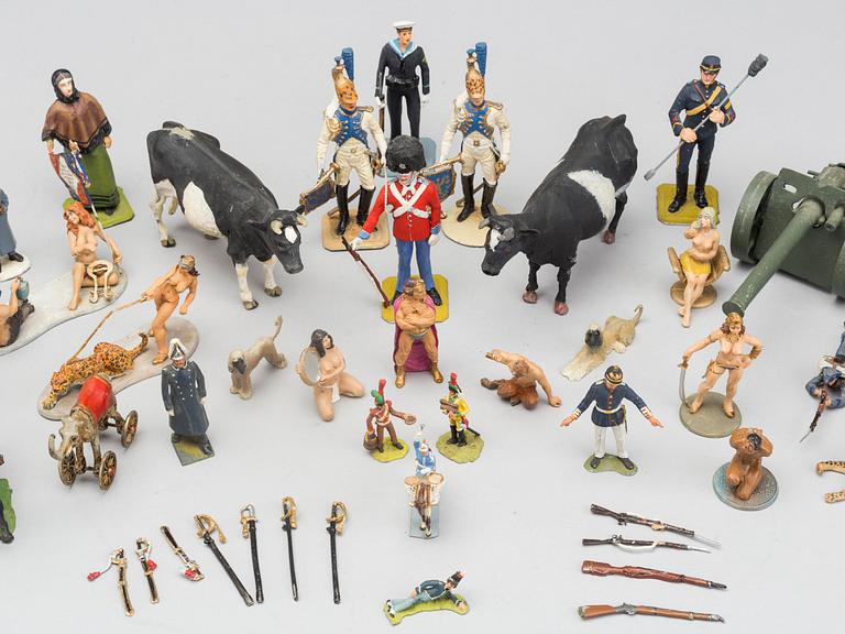 Tin soldiers app. 50 pieces, mid/first half of the 20th century, some pieces, England.