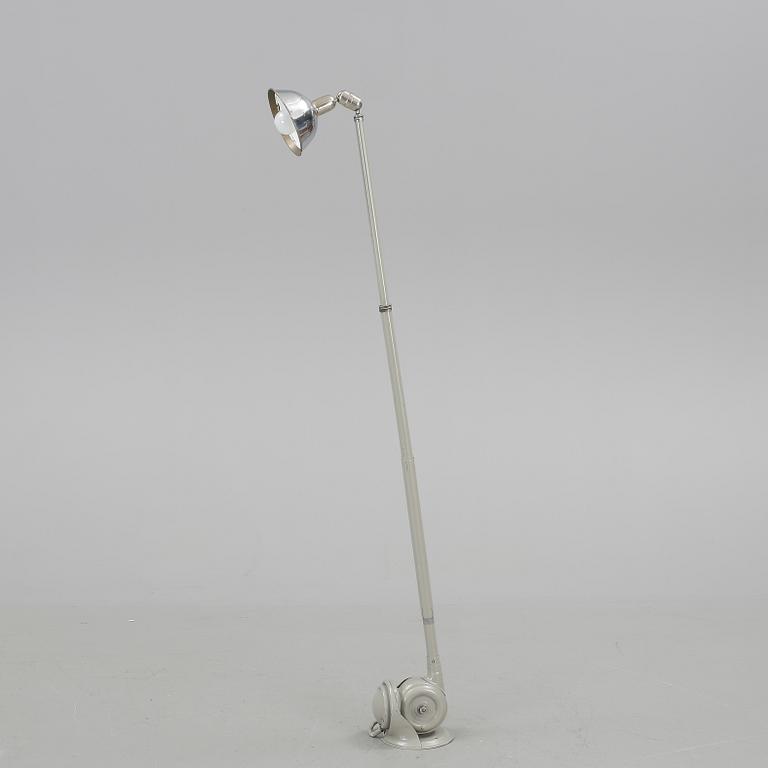 VÄGGLAMPA, "Triplex-pendel", Johan-Petter Johansson, Industri, 1900-talets mitt.