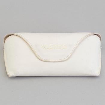 SOLGLASÖGON, Valentino.