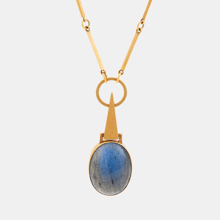 Wiwen Nilsson, a 18K gold and cabochon cut labradorite collier, Lund Sweden 1957.