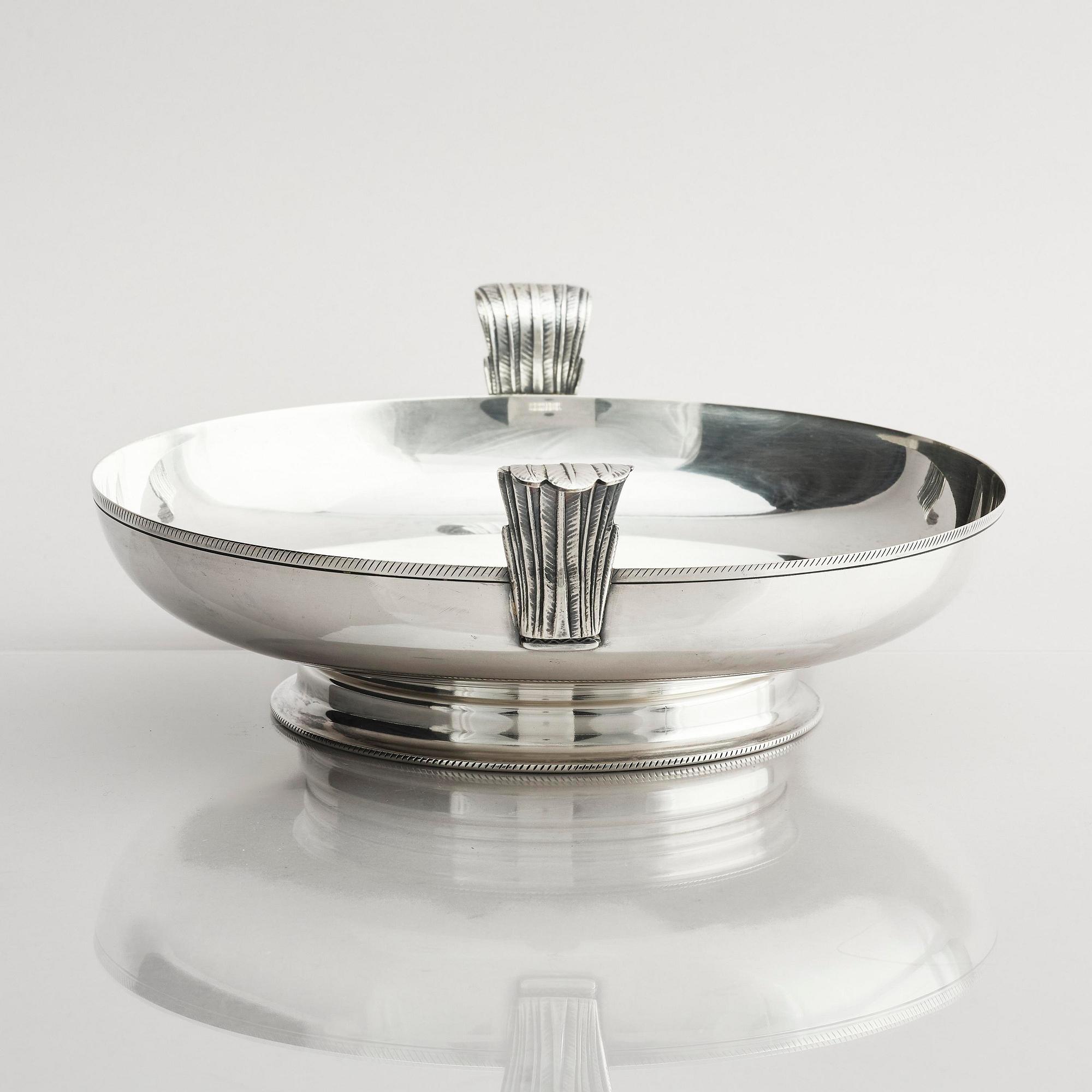 Wolter Gahn, skål, nysilver, Swedish Grace, Karl Wojtech, Stockholm, 1920-tal.