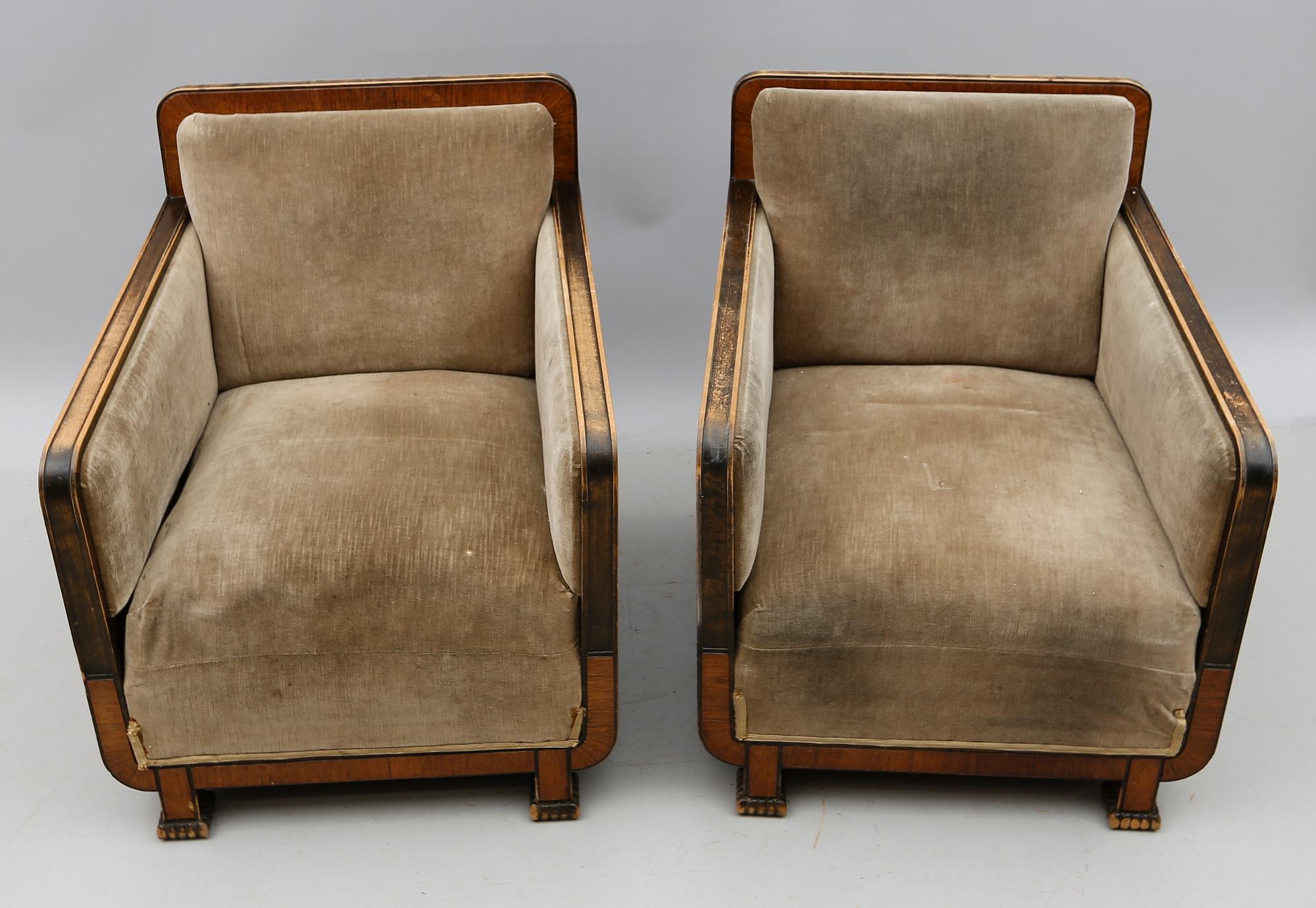 FÅTÖLJER, 1 par, 1900-talets första hälft.