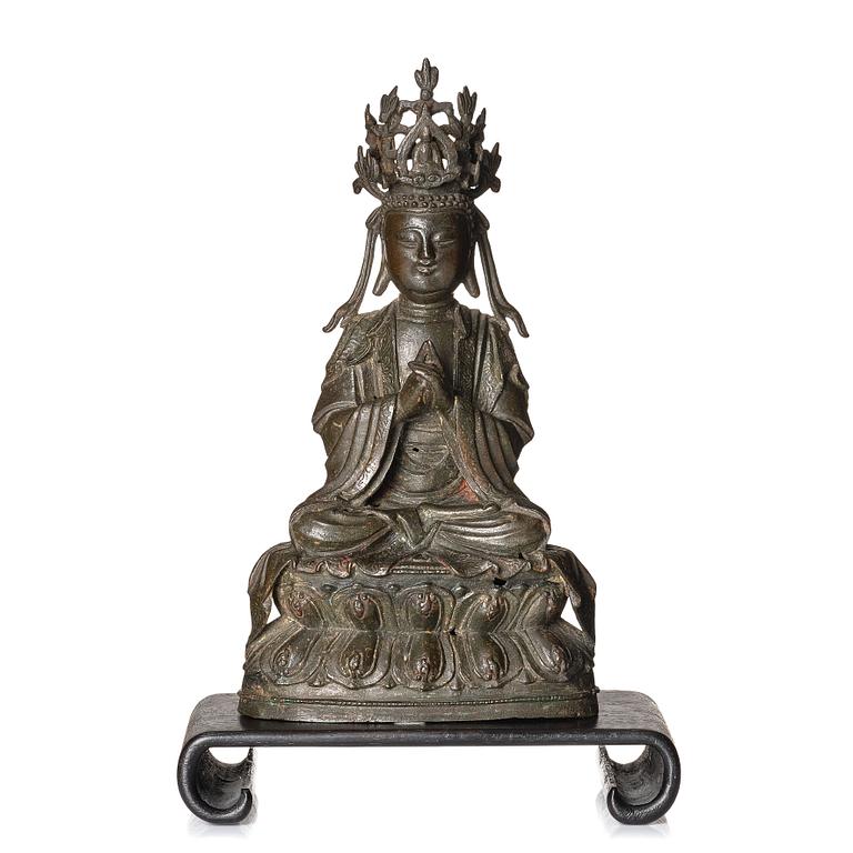 Guanyin, brons. Mingdynastin (1368-1644).