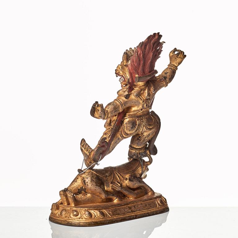 Yama, kallförgylld brons. Tibetokinesisk, 1800-tal.