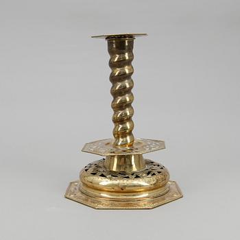 LJUSSTAKE, mässing, barock, 1700-tal.